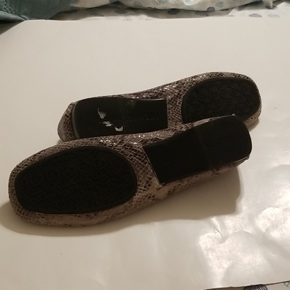 Michael kors loafers - Picture 7 of 11